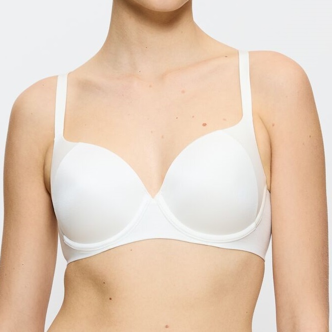 Triumph Body Make-up Soft Touch WP EX